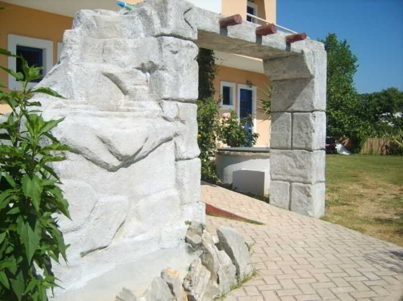 The Wave Aparthotel 5*